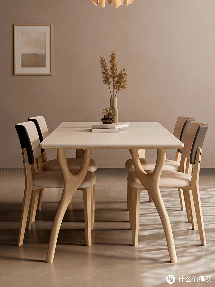 餐桌选购技巧：如何选择适合家居风格的餐桌？